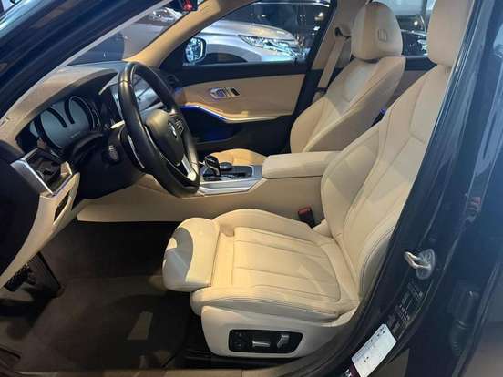 BMW-320i-2.0 16V TURBO GASOLINA SPORT AUTOMÁTICO BMW-320i-2019