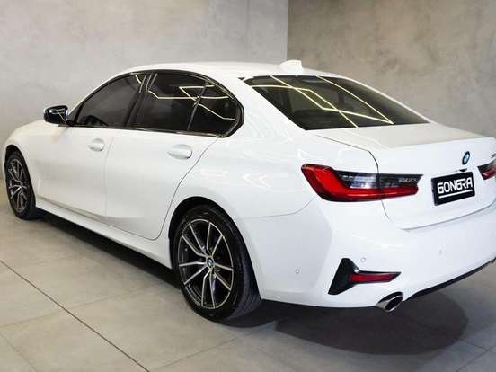 BMW-320i-2.0 16V TURBO GASOLINA SPORT AUTOMÁTICO BMW-320i-2019