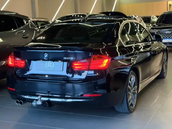 BMW-328i-2013