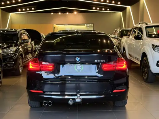 BMW-328i-2.0 LUXURY SEDAN 16V GASOLINA 4P AUTOMÁTICO BMW-328i-2013