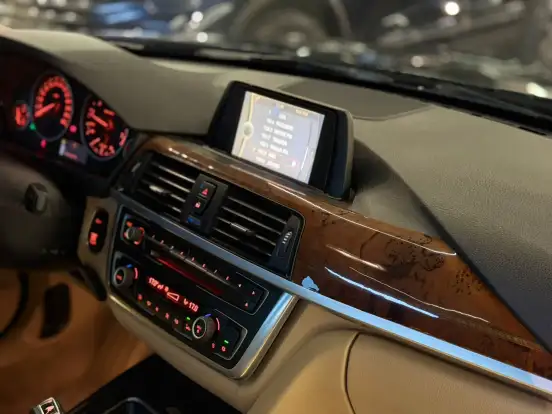 BMW-328i-2013