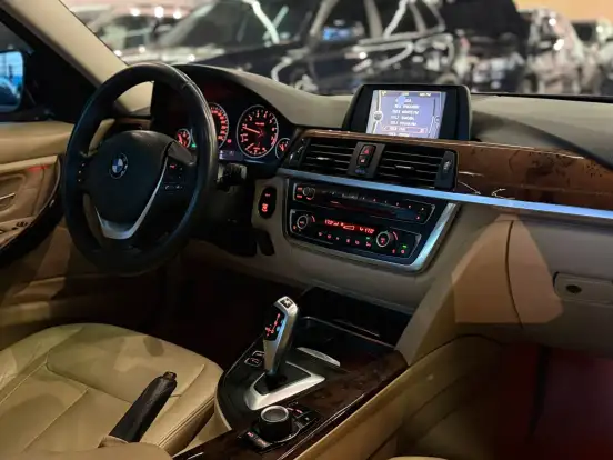 BMW-328i-2.0 LUXURY SEDAN 16V GASOLINA 4P AUTOMÁTICO BMW-328i-2013