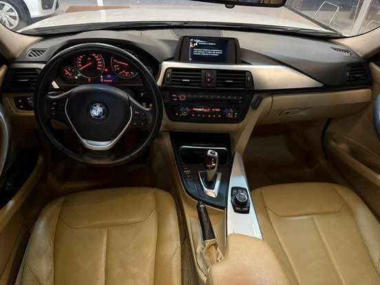 BMW-328i-2012