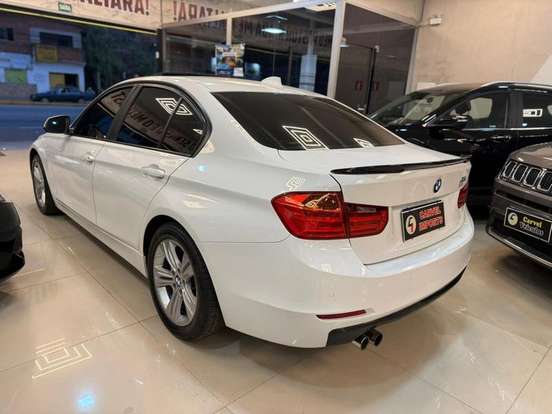 BMW-328i-2.0 MODERN SEDAN 16V GASOLINA 4P AUTOMÁTICO BMW-328i-2012