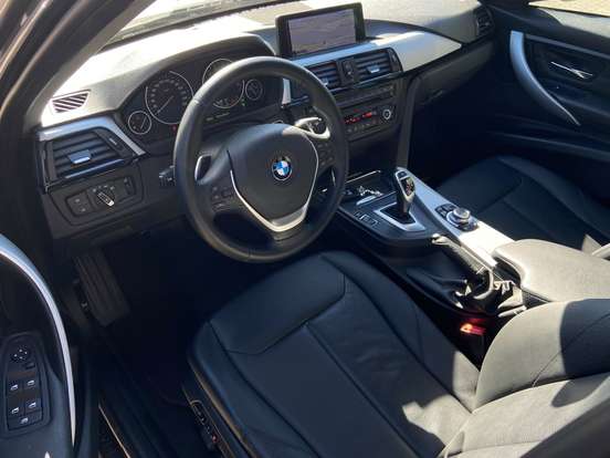 BMW-328i-2013