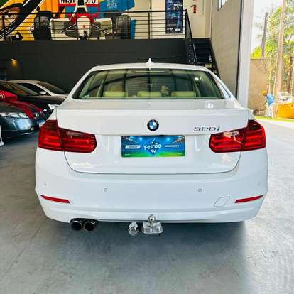 BMW-328i-2012