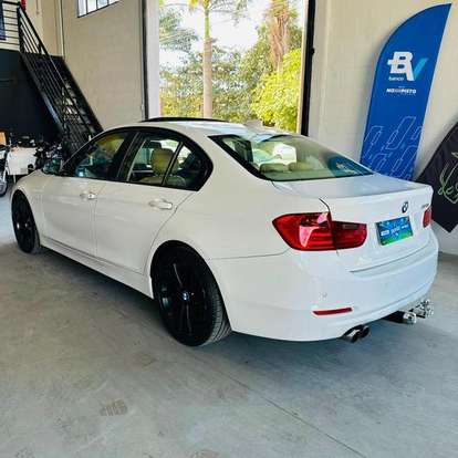 BMW-328i-2.0 SEDAN 16V GASOLINA 4P AUTOMÁTICO BMW-328i-2012