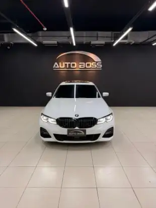 BMW-330i-2019