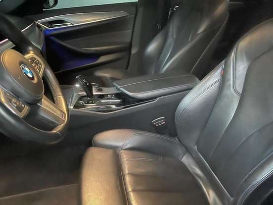 BMW-530i-2017
