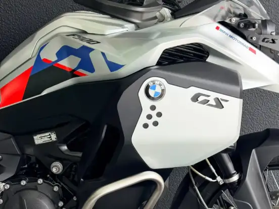 BMW-F 900 GS ADVENTURE BMW-F 900 GS ADVENTURE-2025
