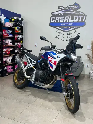 BMW F 900 GS 