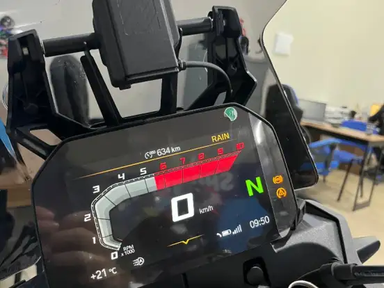 BMW-F 900 GS BMW-F 900 GS-2025