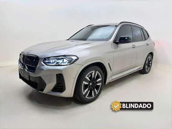 BMW-iX3-2022