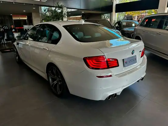 BMW-M5-4.4 V8 32V GASOLINA 4P AUTOMÁTICO BMW-M5-2013