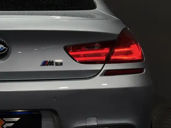 BMW-M6-4.4 GRAN COUPÉ V8 32V GASOLINA 4P AUTOMÁTICO BMW-M6-2014