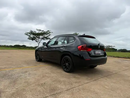 BMW-X1-2010