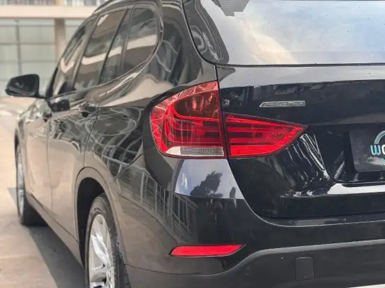 BMW-X1-2.0 16V TURBO ACTIVEFLEX SDRIVE20I 4P AUTOMÁTICO BMW-X1-2015