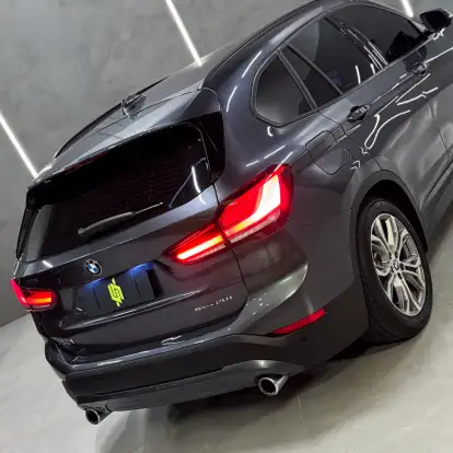 BMW-X1-2021