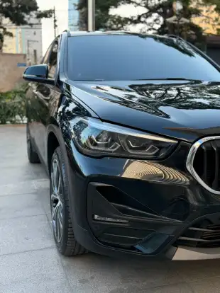 BMW-X1-2022