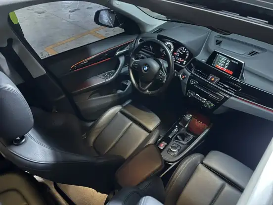 BMW-X1-2.0 16V TURBO ACTIVEFLEX SDRIVE20I X-LINE 4P AUTOMÁTICO BMW-X1-2018