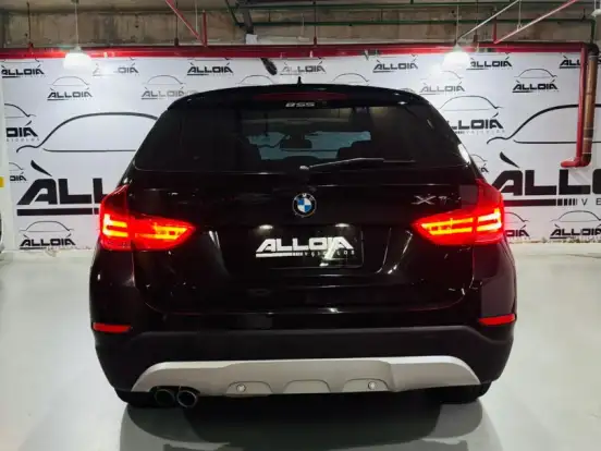 BMW-X1-2.0 16V TURBO GASOLINA SDRIVE20I 4P AUTOMÁTICO BMW-X1-2013