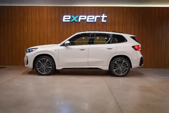 BMW-X1-2024