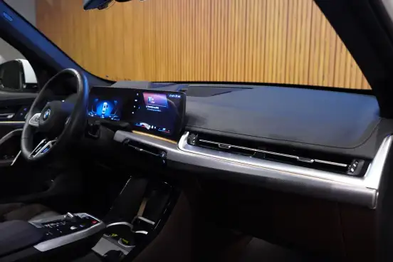 BMW-X1-2024