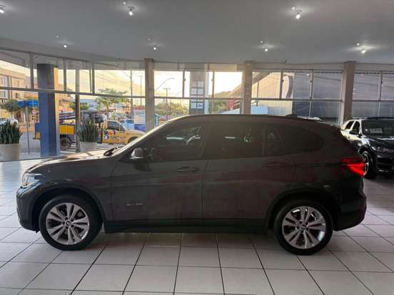 BMW-X1-2.0 16V TURBO ACTIVEFLEX SDRIVE20I 4P AUTOMÁTICO BMW-X1-2017