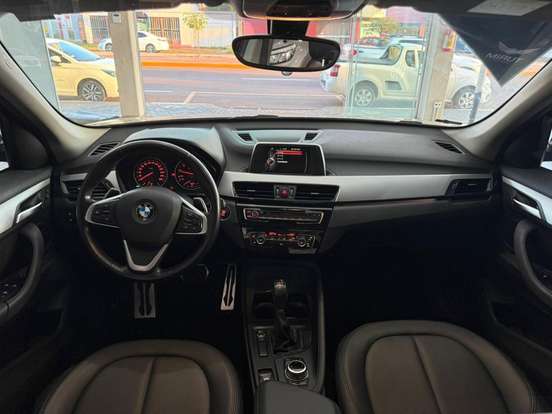 BMW-X1-2.0 16V TURBO ACTIVEFLEX SDRIVE20I 4P AUTOMÁTICO BMW-X1-2017