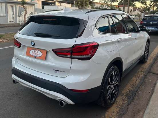 BMW-X1-2.0 16V TURBO ACTIVEFLEX SDRIVE20I 4P AUTOMÁTICO BMW-X1-2021