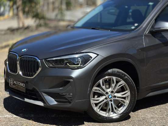 BMW-X1-2.0 16V TURBO ACTIVEFLEX SDRIVE20I 4P AUTOMÁTICO BMW-X1-2020