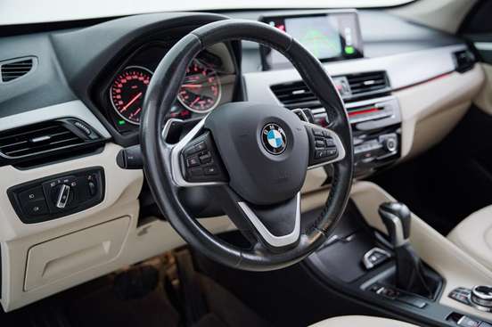 BMW-X1-2.0 16V TURBO ACTIVEFLEX SDRIVE20I 4P AUTOMÁTICO BMW-X1-2017
