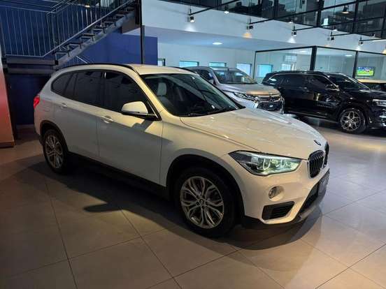 BMW-X1-2.0 16V TURBO ACTIVEFLEX SDRIVE20I 4P AUTOMÁTICO BMW-X1-2018