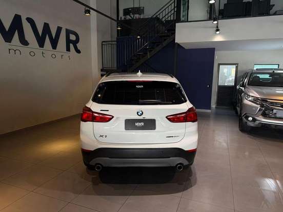 BMW-X1-2.0 16V TURBO ACTIVEFLEX SDRIVE20I 4P AUTOMÁTICO BMW-X1-2018