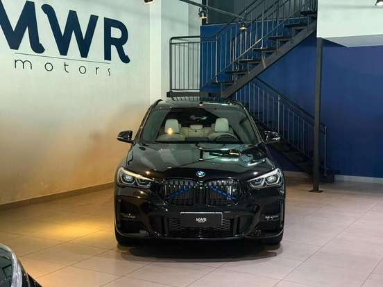 BMW-X1-2021