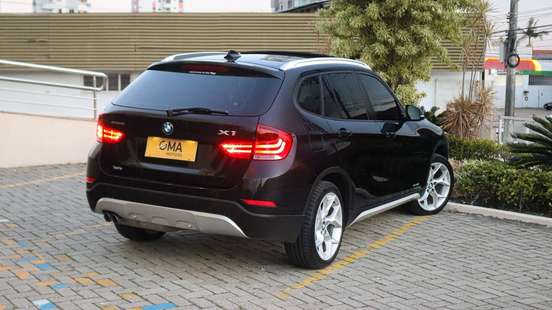 BMW-X1-2015