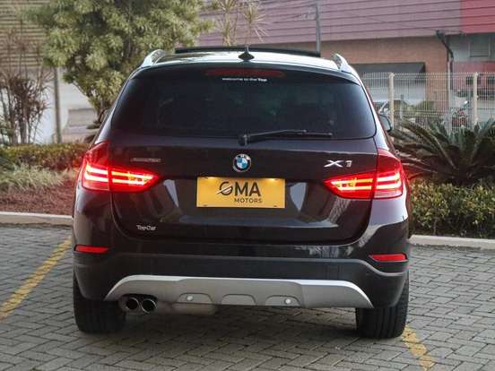 BMW-X1-2.0 16V TURBO ACTIVEFLEX SDRIVE20I X-LINE 4P AUTOMÁTICO BMW-X1-2015