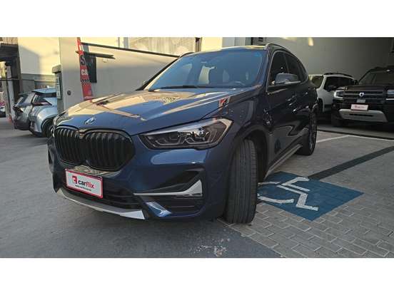 BMW-X1-2.0 16V TURBO ACTIVEFLEX SDRIVE20I X-LINE 4P AUTOMÁTICO BMW-X1-2022