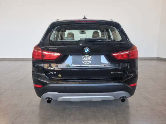 BMW-X1-2.0 16V TURBO ACTIVEFLEX SDRIVE20I X-LINE 4P AUTOMÁTICO BMW-X1-2018