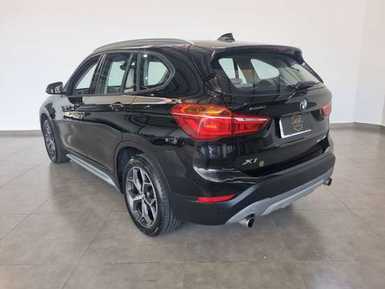 BMW-X1-2.0 16V TURBO ACTIVEFLEX SDRIVE20I X-LINE 4P AUTOMÁTICO BMW-X1-2018