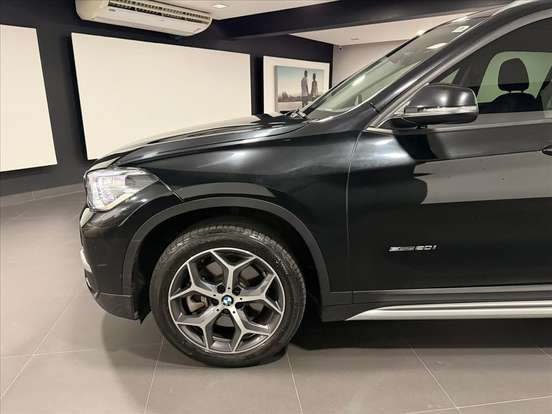 BMW-X1-2.0 16V TURBO ACTIVEFLEX SDRIVE20I X-LINE 4P AUTOMÁTICO BMW-X1-2017