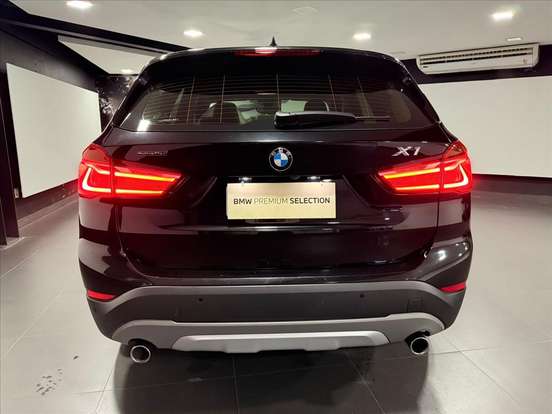 BMW-X1-2.0 16V TURBO ACTIVEFLEX SDRIVE20I X-LINE 4P AUTOMÁTICO BMW-X1-2017