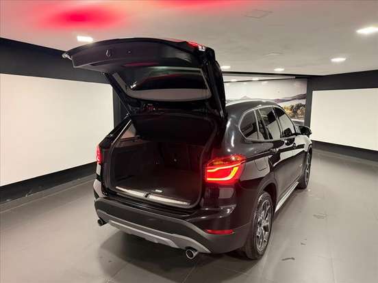 BMW-X1-2.0 16V TURBO ACTIVEFLEX SDRIVE20I X-LINE 4P AUTOMÁTICO BMW-X1-2017