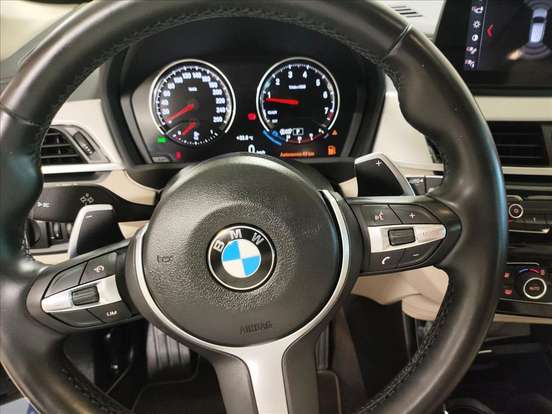 BMW-X1-2022