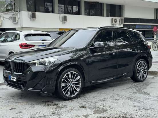 BMW-X1-2023