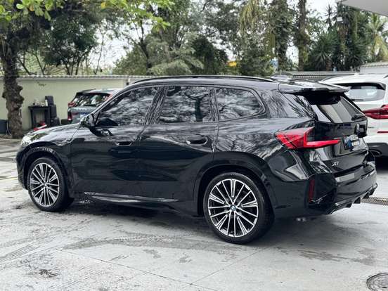BMW-X1-2023