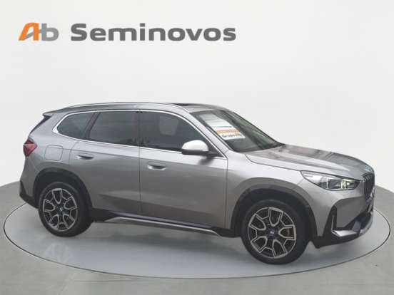 BMW-X1-2.0 16V TURBO GASOLINA SDRIVE20I X-LINE STEPTRONIC BMW-X1-2023