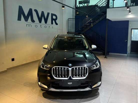 BMW-X1-2023