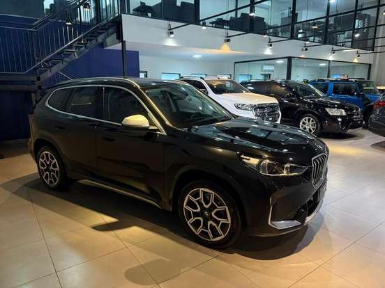 BMW-X1-2.0 16V TURBO GASOLINA SDRIVE20I X-LINE STEPTRONIC BMW-X1-2023