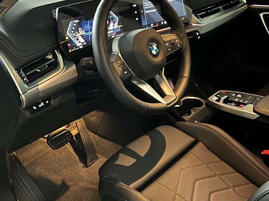 BMW-X1-2.0 16V TURBO GASOLINA SDRIVE20I X-LINE STEPTRONIC BMW-X1-2025